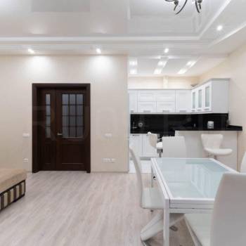 Сдается Многокомнатная квартира, 100 м²