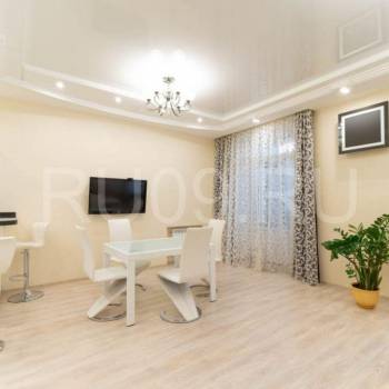 Сдается Многокомнатная квартира, 100 м²