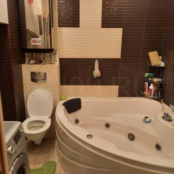 Продается 2-х комнатная квартира, 60 м²