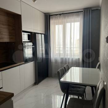 Сдается 2-х комнатная квартира, 64 м²