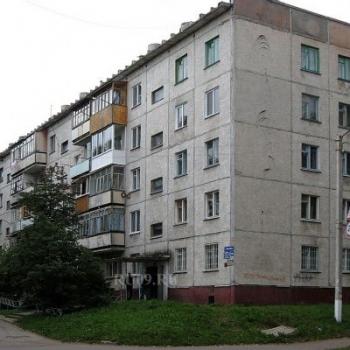 Продается Многокомнатная квартира, 60 м²