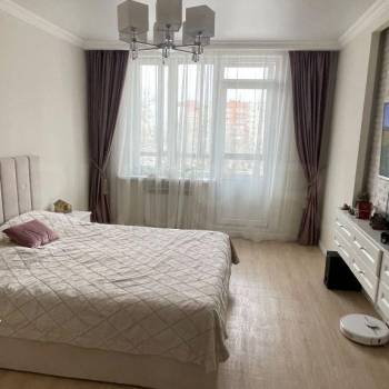 Продается 2-х комнатная квартира, 75 м²