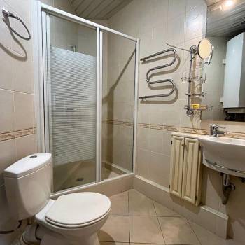 Продается Многокомнатная квартира, 225 м²