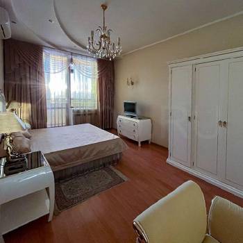 Продается Многокомнатная квартира, 225 м²