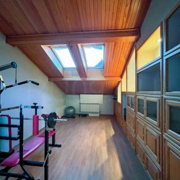 Продается Многокомнатная квартира, 225 м²