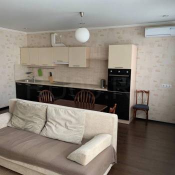 Сдается 2-х комнатная квартира, 70 м²