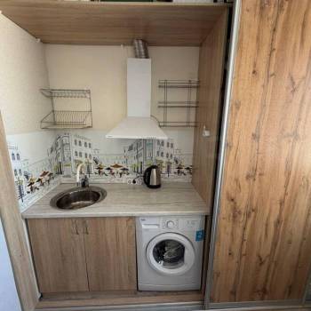 Продается 1-комнатная квартира, 11 м²