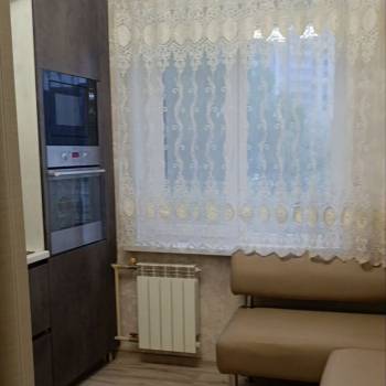 Продается Многокомнатная квартира, 70,3 м²