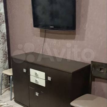 Продается Многокомнатная квартира, 70,3 м²