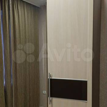 Продается Многокомнатная квартира, 70,3 м²