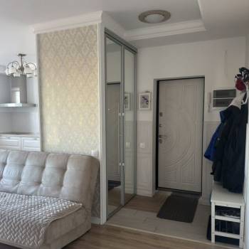 Продается Многокомнатная квартира, 82,6 м²