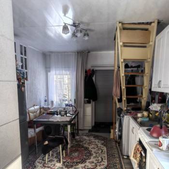 Продается 1-комнатная квартира, 67 м²