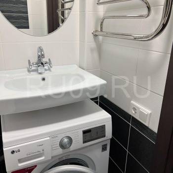 Сдается 1-комнатная квартира, 42 м²