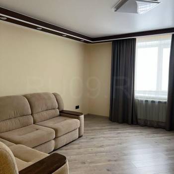 Сдается 1-комнатная квартира, 42 м²