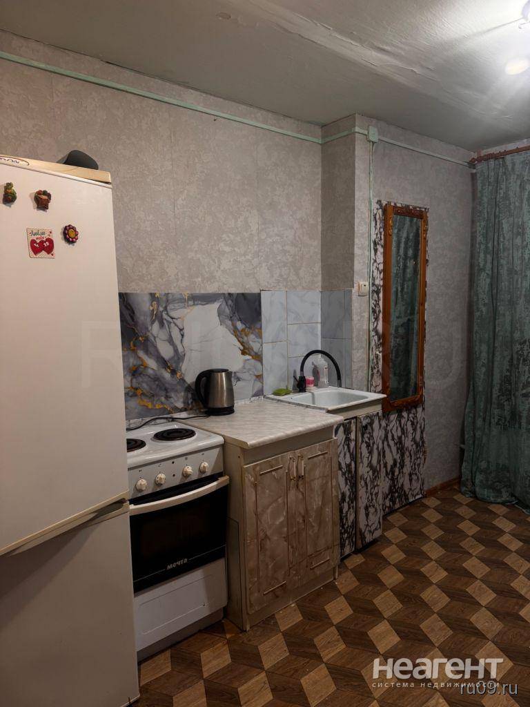 Сдаю гостинку, ул. Сергея Лазо