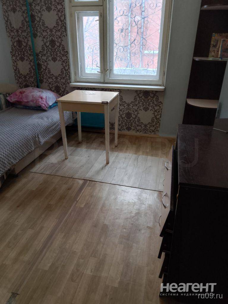 Сдаю гостинку, Телецентр (ул. Больничная), собственник