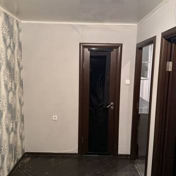 Продается 1-комнатная квартира, 50 м²