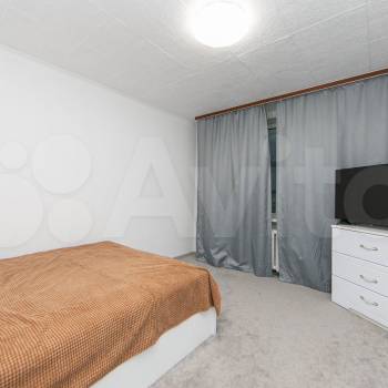 Продается Многокомнатная квартира, 89,9 м²