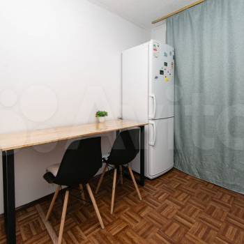 Продается Многокомнатная квартира, 89,9 м²