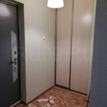 Продается 1-комнатная квартира, 35 м²