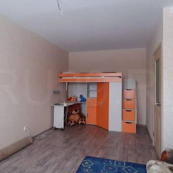 Продается 1-комнатная квартира, 35 м²