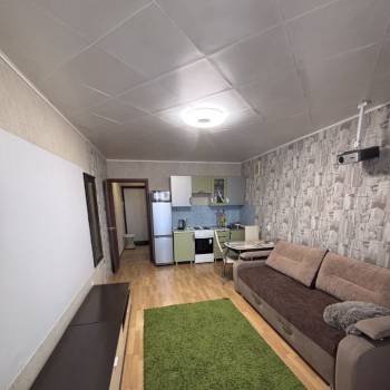 Продается 1-комнатная квартира, 32 м²