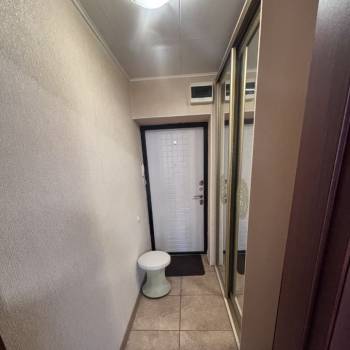 Продается 1-комнатная квартира, 32 м²