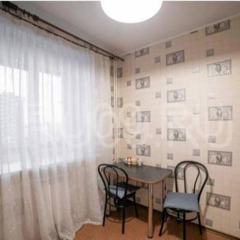 Продается 1-комнатная квартира, 35 м²