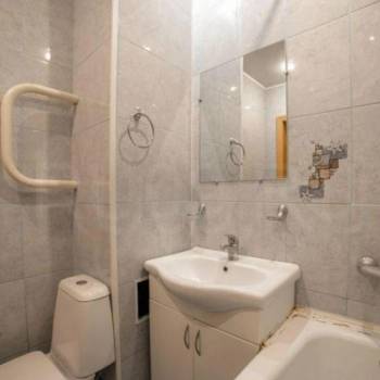Продается 1-комнатная квартира, 35 м²