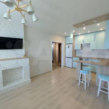 Продается 1-комнатная квартира, 35 м²