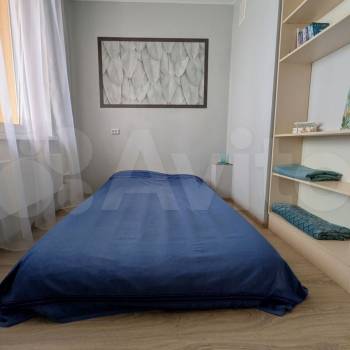 Продается 1-комнатная квартира, 35 м²