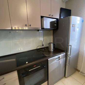 Продается 2-х комнатная квартира, 54 м²