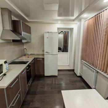 Продается 1-комнатная квартира, 45 м²