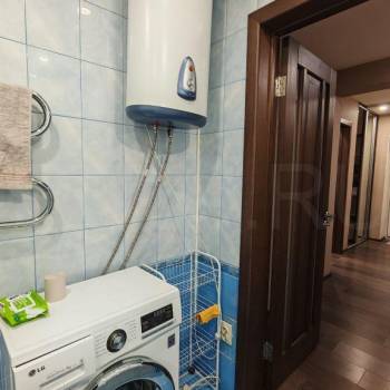 Продается 1-комнатная квартира, 45 м²