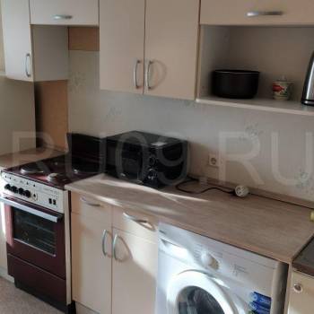 Сдается 1-комнатная квартира, 38 м²