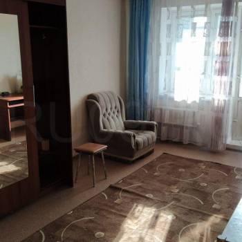 Сдается 1-комнатная квартира, 38 м²