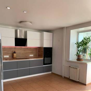 Сдается Многокомнатная квартира, 84 м²