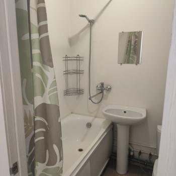 Сдается 1-комнатная квартира, 43 м²