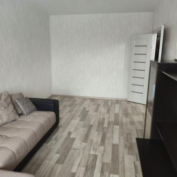 Сдается 1-комнатная квартира, 43 м²