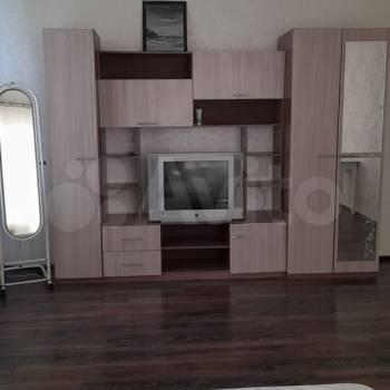 Сдается 2-х комнатная квартира, 116 м²