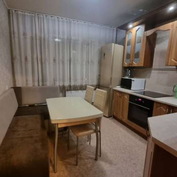 Сдается 2-х комнатная квартира, 60 м²