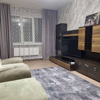 Сдается 2-х комнатная квартира, 60 м²