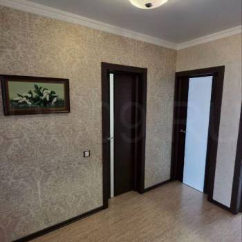 Продается Многокомнатная квартира, 160 м²