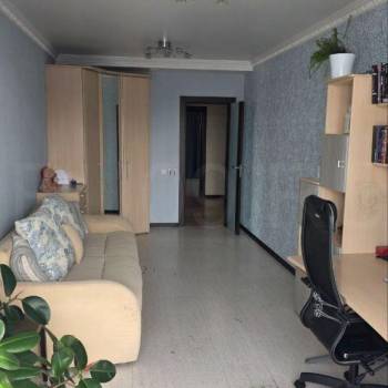 Продается Многокомнатная квартира, 160 м²