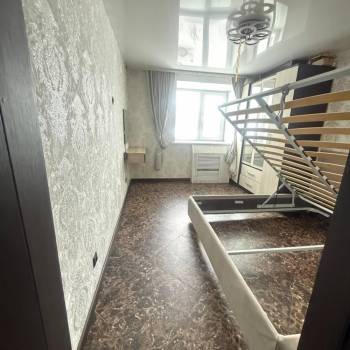 Сдается Многокомнатная квартира, 58 м²