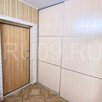 Продается 1-комнатная квартира, 50 м²