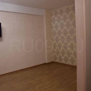 Продается 1-комнатная квартира, 50 м²