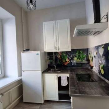 Продается 1-комнатная квартира, 35 м²