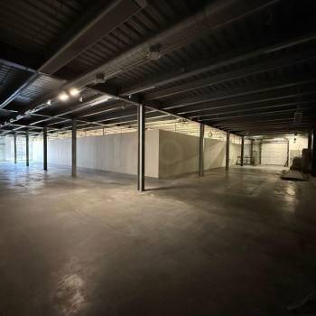 Сдается Нежилое помещение, 422 м²