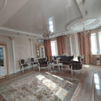 Продается Многокомнатная квартира, 205 м²